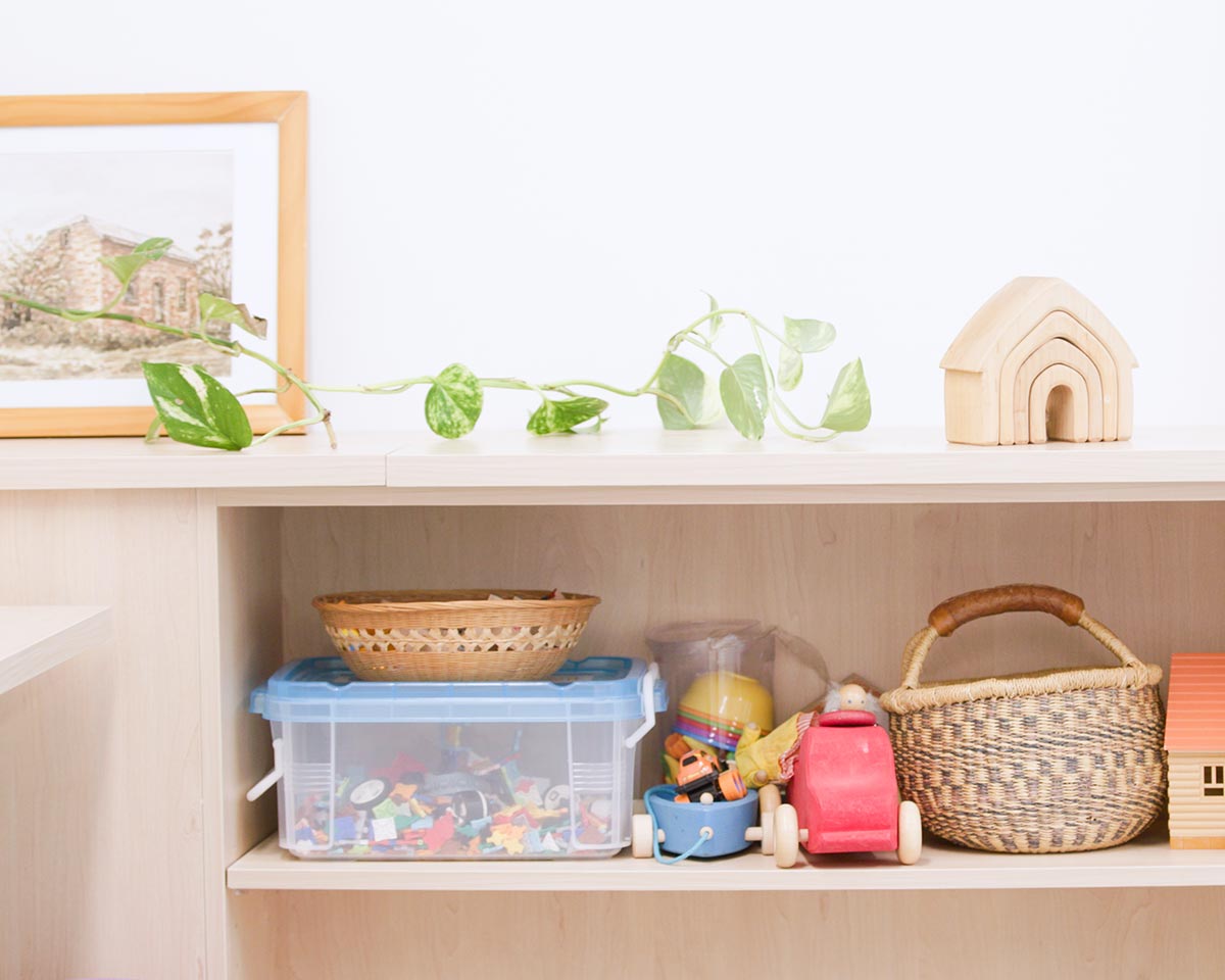 Children's play therapy toys and natural wooden resources in the HeartSoundMind Consulting therapy room.